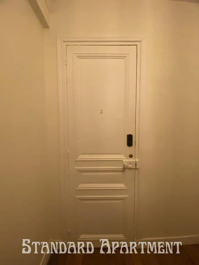 فندق مبيت وإفطار Eiffel Tower View *