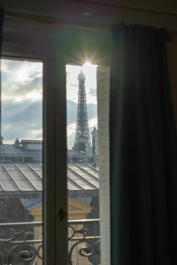 Bed & Breakfast Eiffel Tower View *